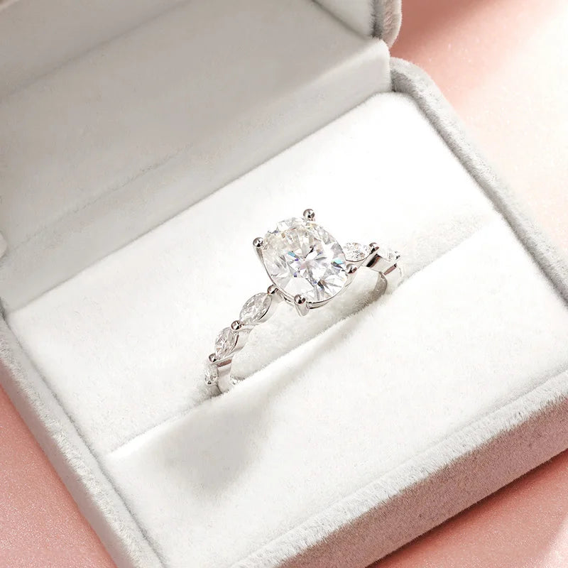 The Eleanor Radiance Ring