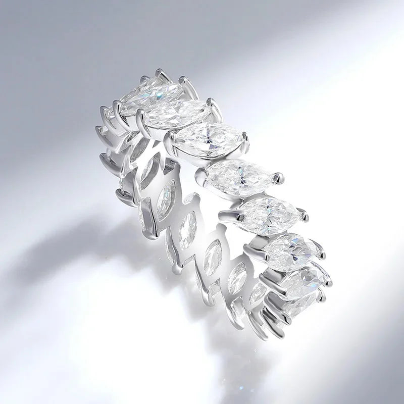 Gleam Royale Ring