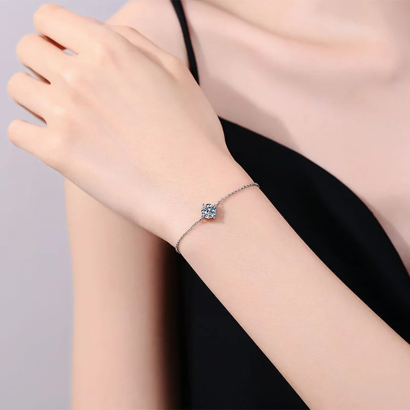 Solitaire Grace Bracelet