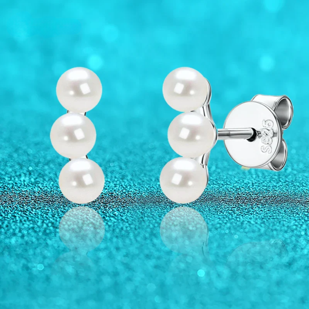 Victoria Elegance Pearl Studs